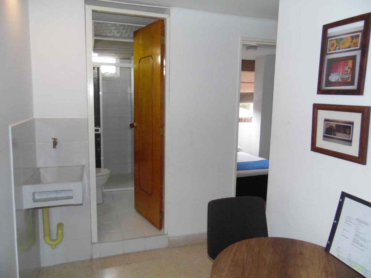 Amoblados Medellin Laureles Apartment Ngoại thất bức ảnh