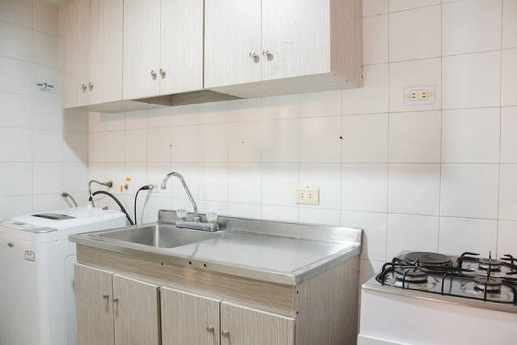 Amoblados Medellin Laureles Apartment Ngoại thất bức ảnh